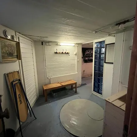 House 56 Km From Helsinki Alpstuga *