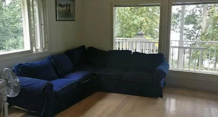 House 56 Km From Helsinki 木屋